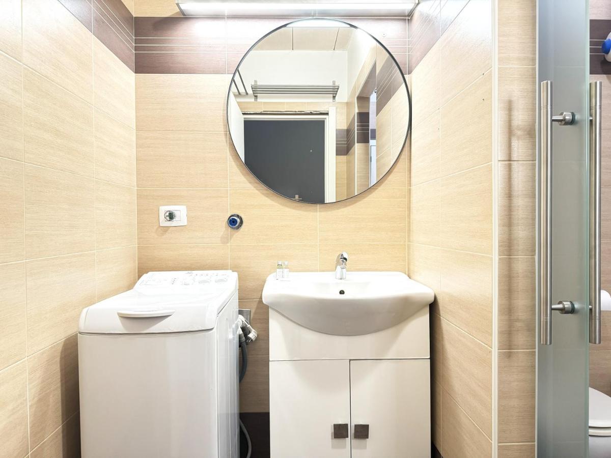 Apartamento Dora Park-Porta Susa Private Parking&Netflix Turín Exterior foto