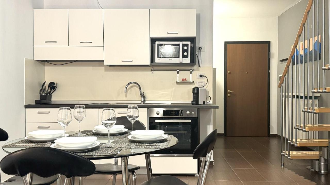 Apartamento Dora Park-Porta Susa Private Parking&Netflix Turín Exterior foto
